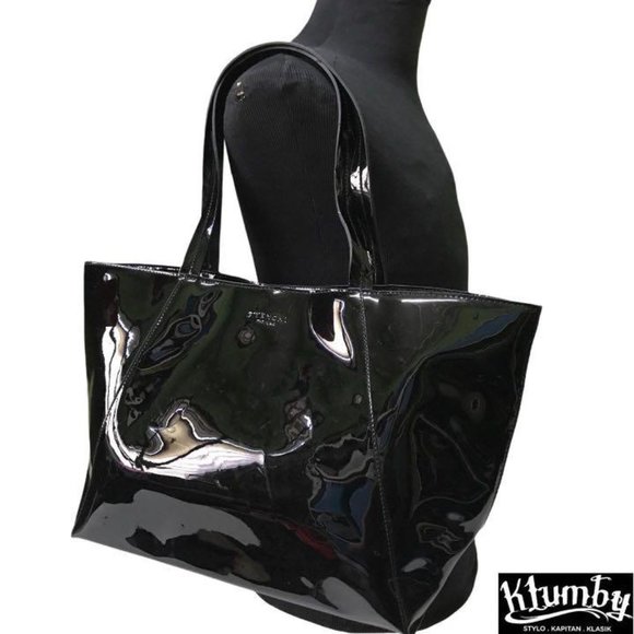 Meet your Posher, Karen - Picture 3 of 5